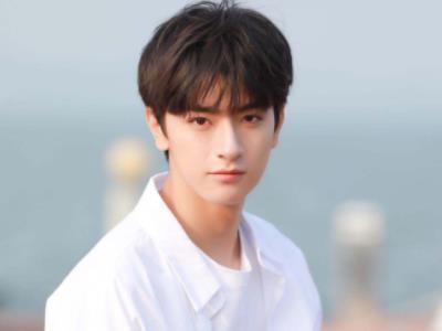 演员林一的女朋友是谁 国民男友大长腿吸精绯闻八卦揭秘