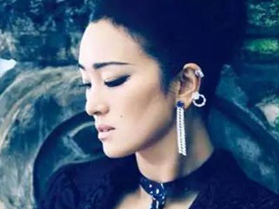 巩俐现在和谁在一起 53岁巩俐感情坎坷终遇良人