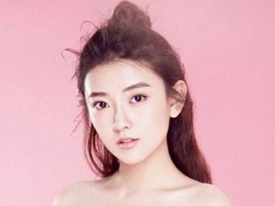 梁洁男朋友是谁 90后小花恋情早早曝光没想到男友是他