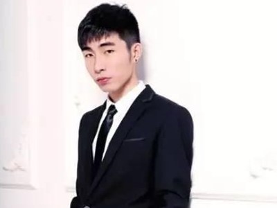 楚河和寅子谁比较出名 斗鱼寅子老婆娜娜照片资料曝光