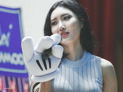 华莎机场no bra 详情曝光又一韩星出门凸点掀起争议