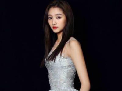 关晓彤和鹿晗结婚了吗 两人屡次被传分手为何不被看好