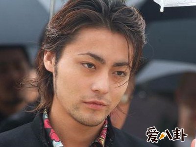 山田孝之为什么叫熊猫 外号熊猫由来竟是这样其老婆是谁