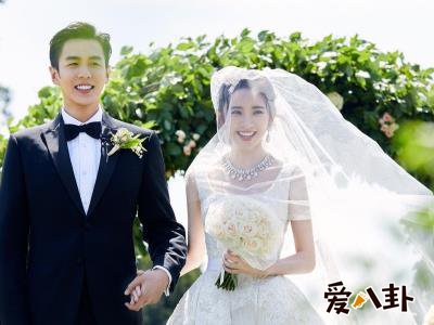 唐艺昕父母是谁 与老公张若昀家庭背景差距不是一般大