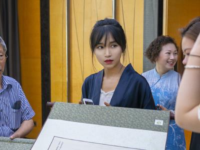 李子柒家到底住在哪里 起底其成长经历过程太令人心酸