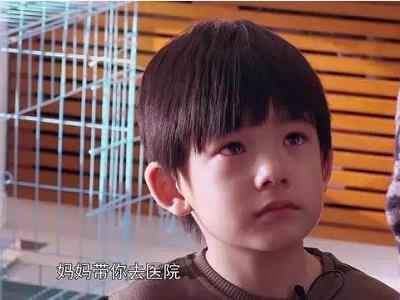 顶顶大名叫什么 潘粤明董洁儿子顶顶年龄多大了