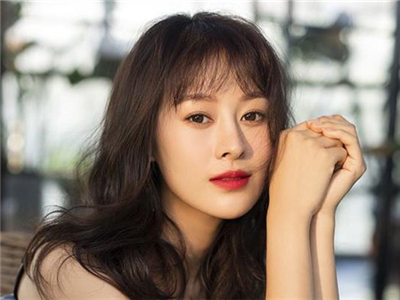 演员马小茜年龄多大 凭借“那姐”一角走红她结婚了吗