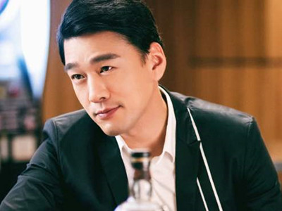 王耀庆为虞书欣打call真是调皮 虞书欣看到后估计要抓狂了