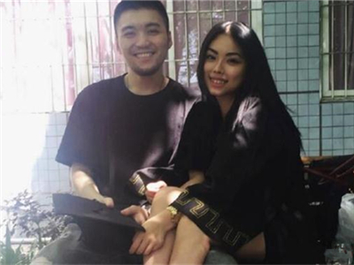 万妮达男友是谁 晒与男友合照公布恋情男友身份揭秘