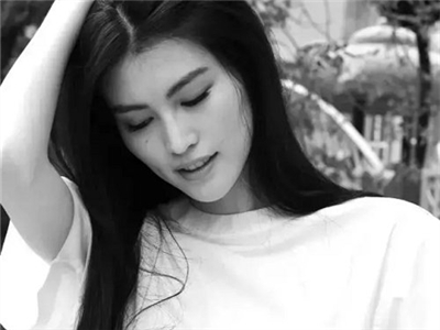 何穗老公是纪焕博吗 离婚后才被爆出婚史结婚照被扒