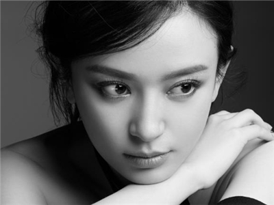 施诗哪一年的 年龄成谜的女演员施诗结婚了了吗