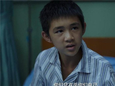 隐秘的角落朱朝阳妈妈死了么 朱朝阳黑化的原因是什么