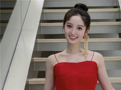 严尚嘉为什么叫西瓜妹 深扒主持出身的严尚嘉详细资料