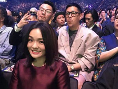 徐佳莹宣布怀孕 其老公比尔贾是做什么的