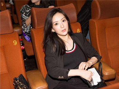 方媛回应争议 一张图回击传言Amy姐身份依旧引好奇