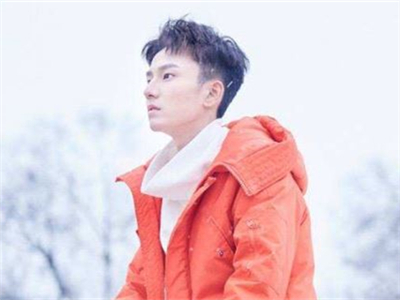 李熹子脖子怎么了 因脖子被人记住不只范丞丞