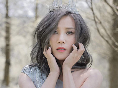 李佳薇被曝改行做房产中介 李佳薇是谁在歌坛地位如何