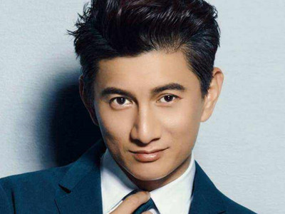 吴奇隆被保安当成坏人按倒 吴奇隆发文回应称捉迷藏的小插曲