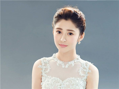 李心艾西安哪里人 原名李真竟是一名混血美女