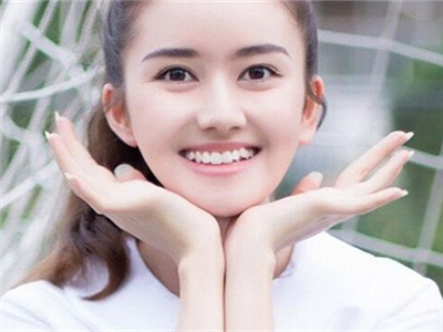 帝娜个人资料 新疆又出一美女演员混血脸超好看