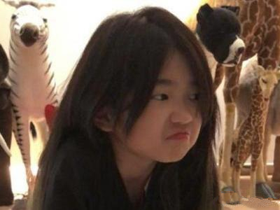 曹格女儿现在照片 妈妈晒其10岁生日照成小美女