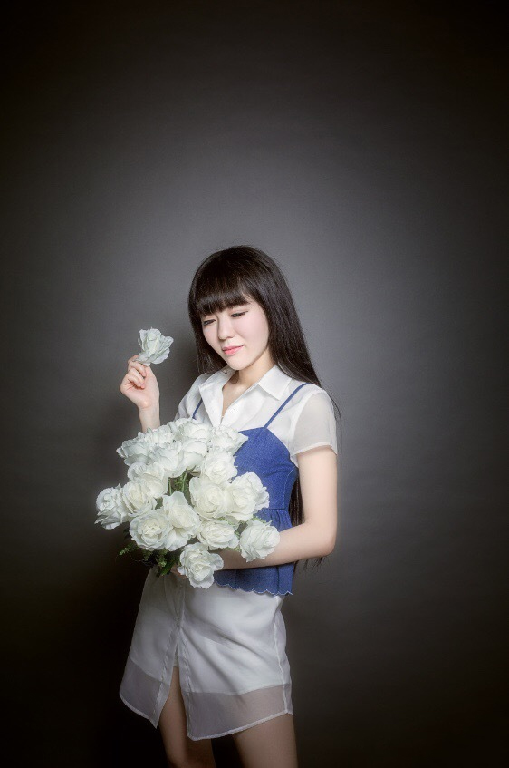 YY美女人气主播星妹妹写真(13)