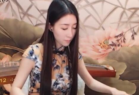 《水墨江南》YY主播小薇古筝版