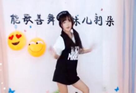 YY美女主播热舞《有没有》国民初恋朵