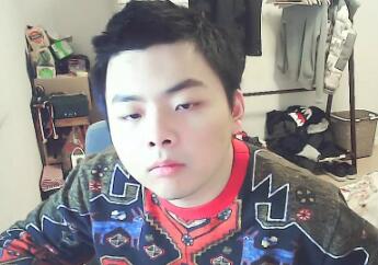 【笑笑2016-12-31 21点场直播回放】社长订婚去了，留下西卡独自直播！