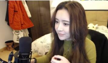 【陈一发儿 2016-12-24 20点场直播回放】平安夜唱唱歌