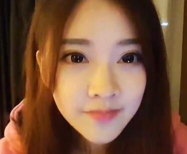 【冯提莫2017-01-24 20点场直播回放】到重庆啦~手机唱会歌
