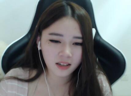 【萌面酥2017-01-01 22点直播回放】像酥酥这样胖胖的 我一般是拒绝的！