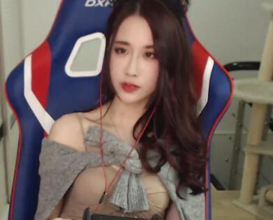 【轩子巨2兔2017-02-01直播回放】高跟鞋/纸杯/吮指/蜂蜜