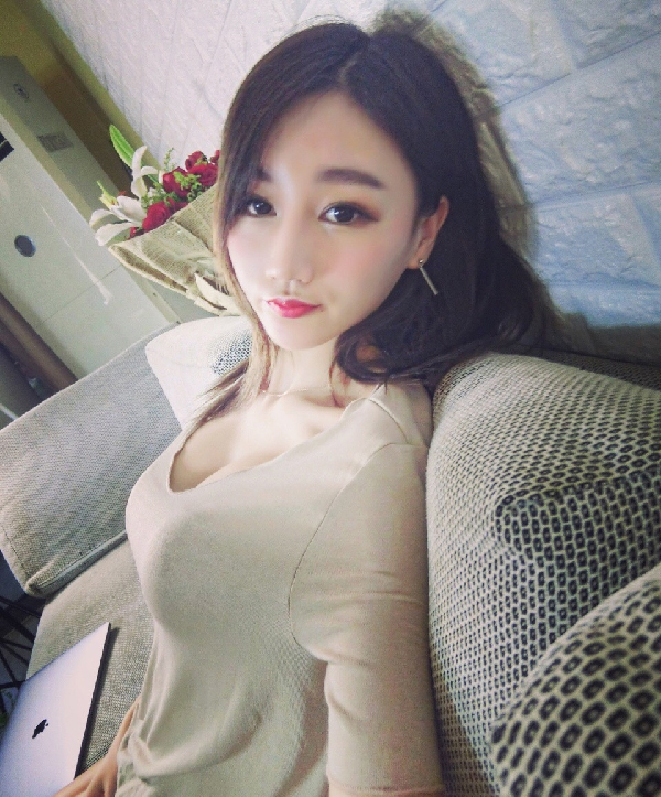 yy美女主播雀跃小猫咪性感写真集2