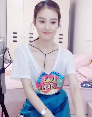 yy美女主播雨轩徒弟霸妹写真！9