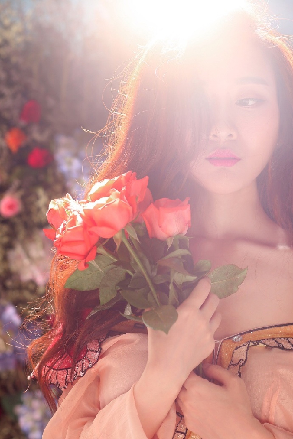 yy美女主播温存艺术写真照出炉1