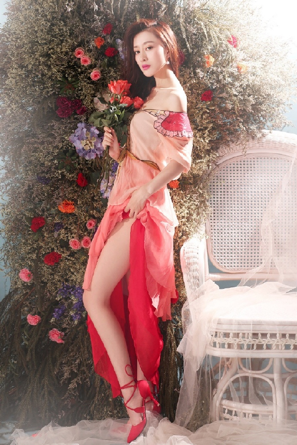 yy美女主播温存艺术写真照出炉5