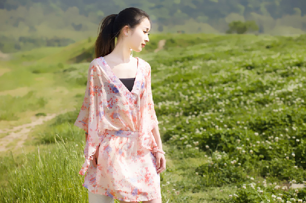 yy清纯美女主播青青子衿悠悠我心，倾城花仙囡囡写真集2