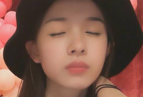 周二珂2017-05-16 23时55分直播录像回放 狼人杀的夜晚～！