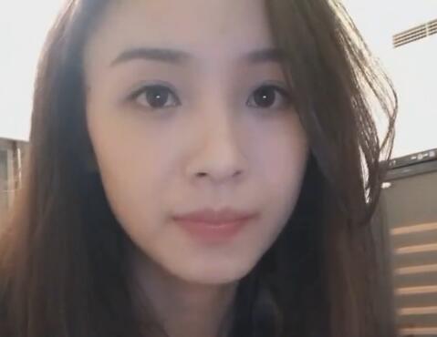 周二珂2017-05-31 20时56分直播录像回放 吃完饭唱歌哦！