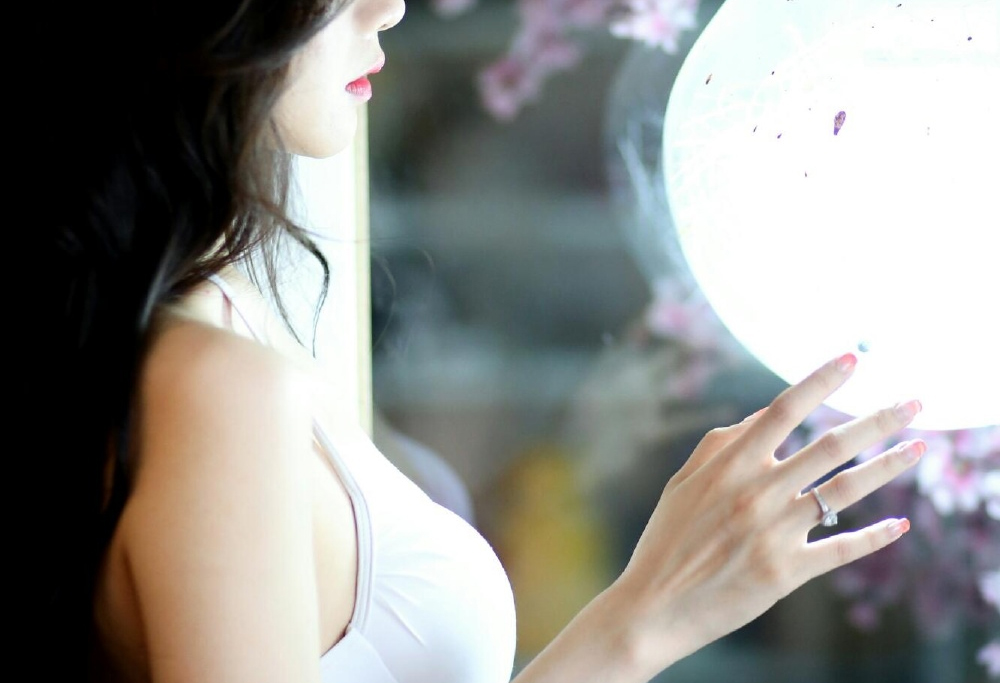 yy美女主播棉花兔性感写真照片6