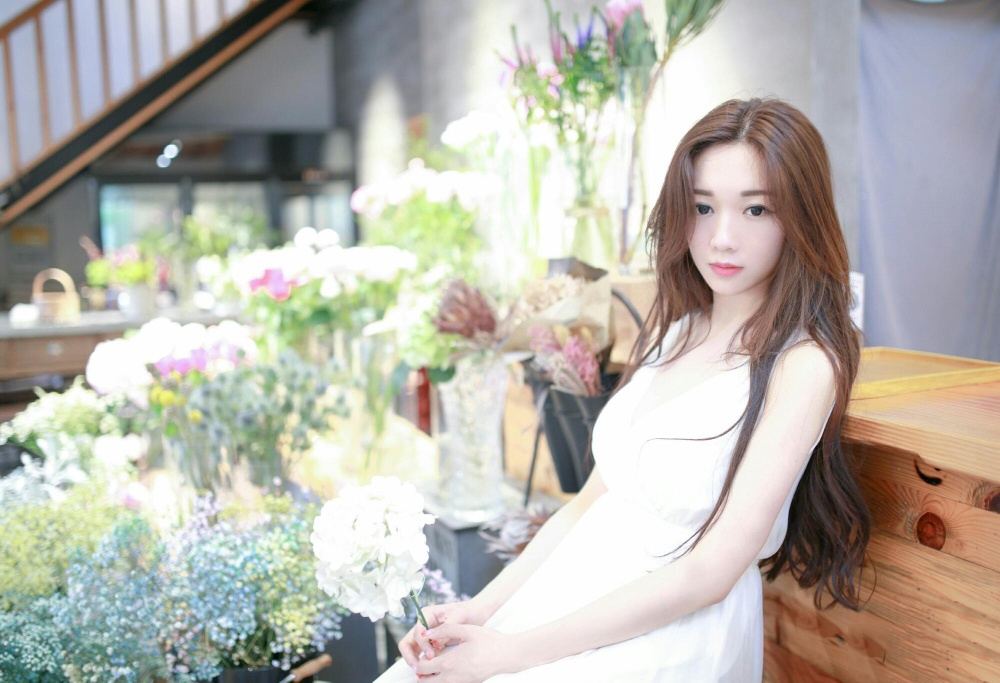 yy美女主播棉花兔性感写真照片8