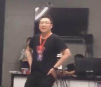 解说JY2017-04-30 16时4分直播录像回放 JY：知道奶芙是什么吗？