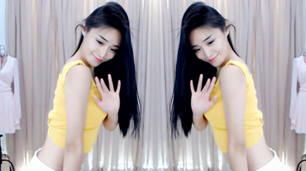 yy性感美女主播小珍珠照片7