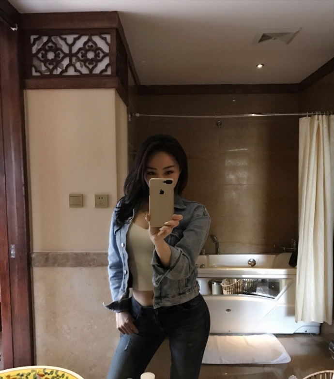 yy美女主播蜘蛛性感私照8