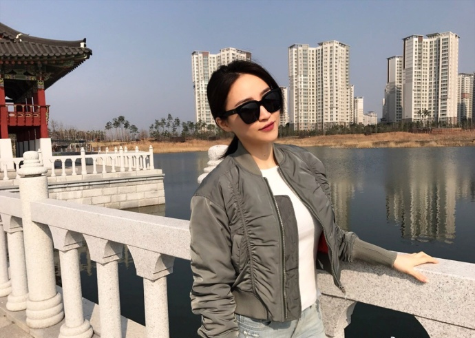 yy美女主播蜘蛛性感私照18