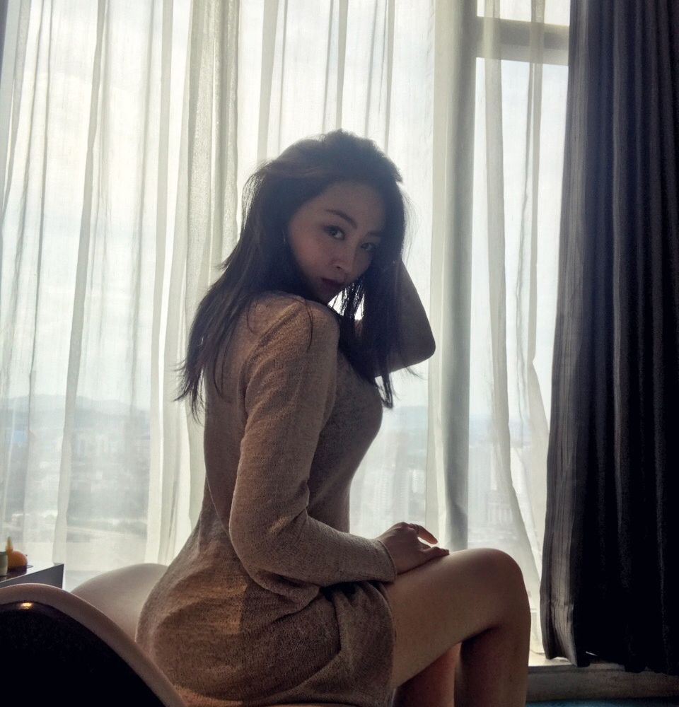 yy美女主播蜘蛛性感私照30