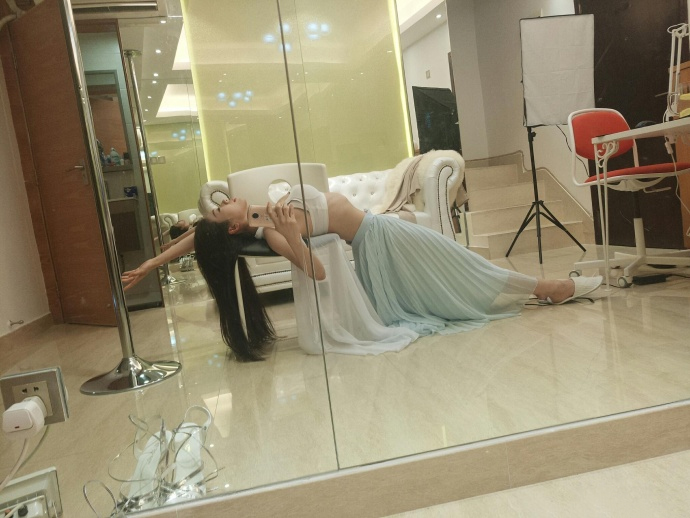 yy美女主播棉花兔性感写真2
