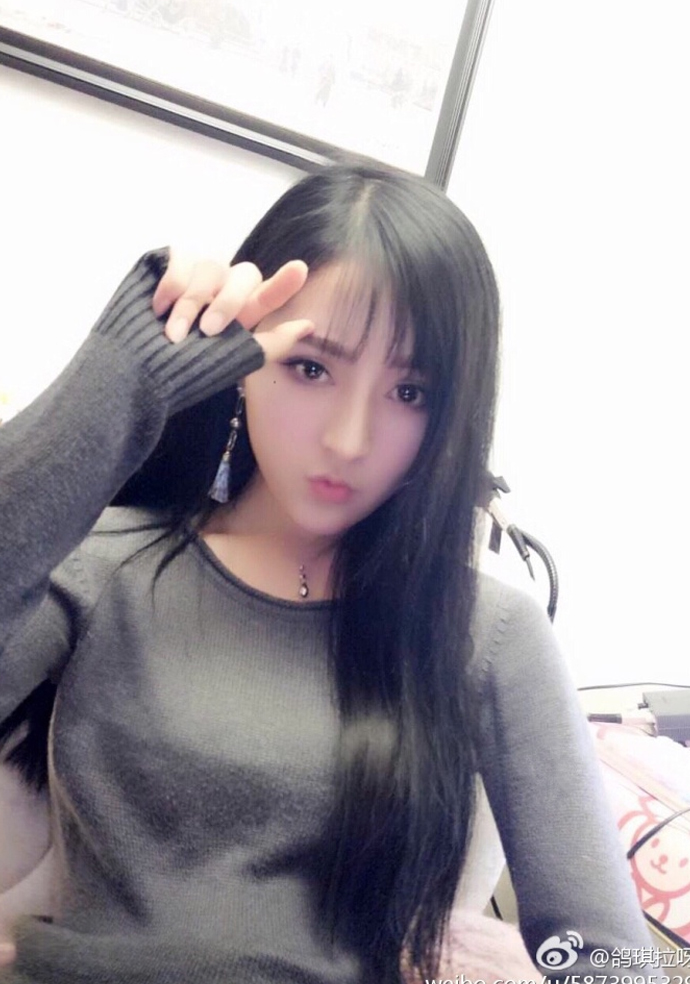 yy雅森美女主播鸽琪拉照片8