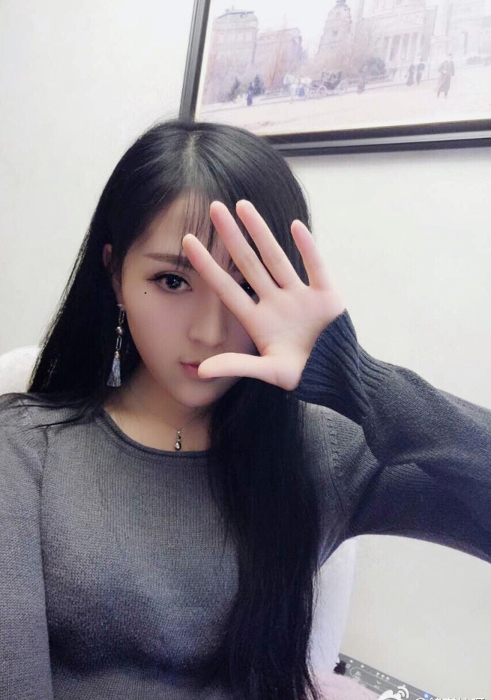 yy雅森美女主播鸽琪拉照片9